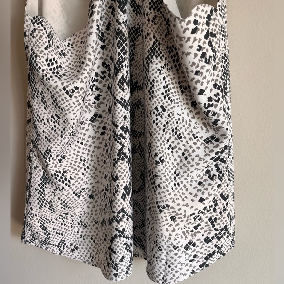 J. Crew Factory NWT Snakeskin Scalloped Cami Top Size 8 - Picture 9 of 12